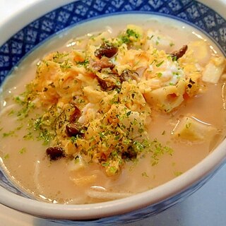 たけのことキューちゃんの卵とじのせ豚骨ラーメン♬